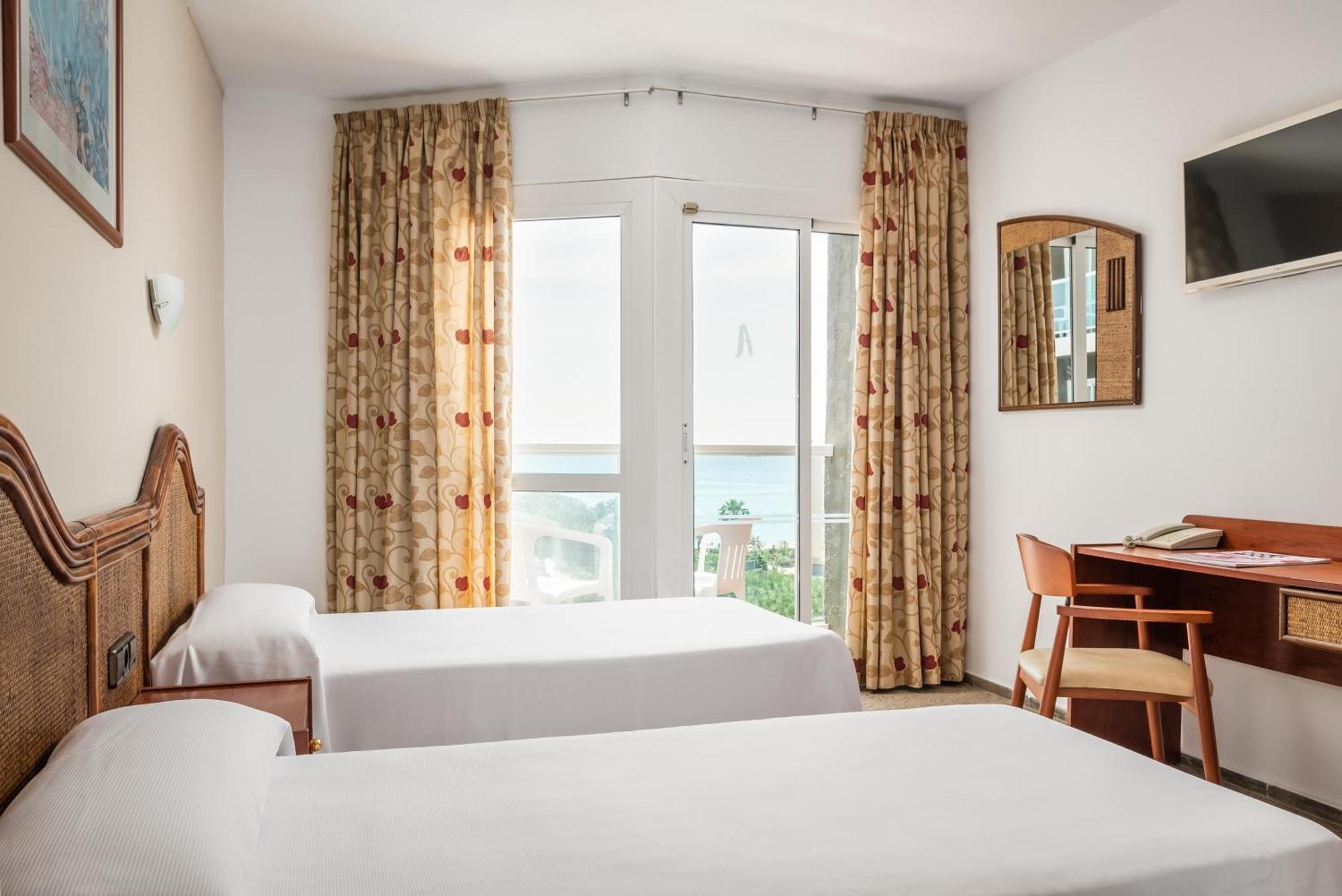 Hotel Cartago Nova By Alegria Malgrat de Mar Εξωτερικό φωτογραφία