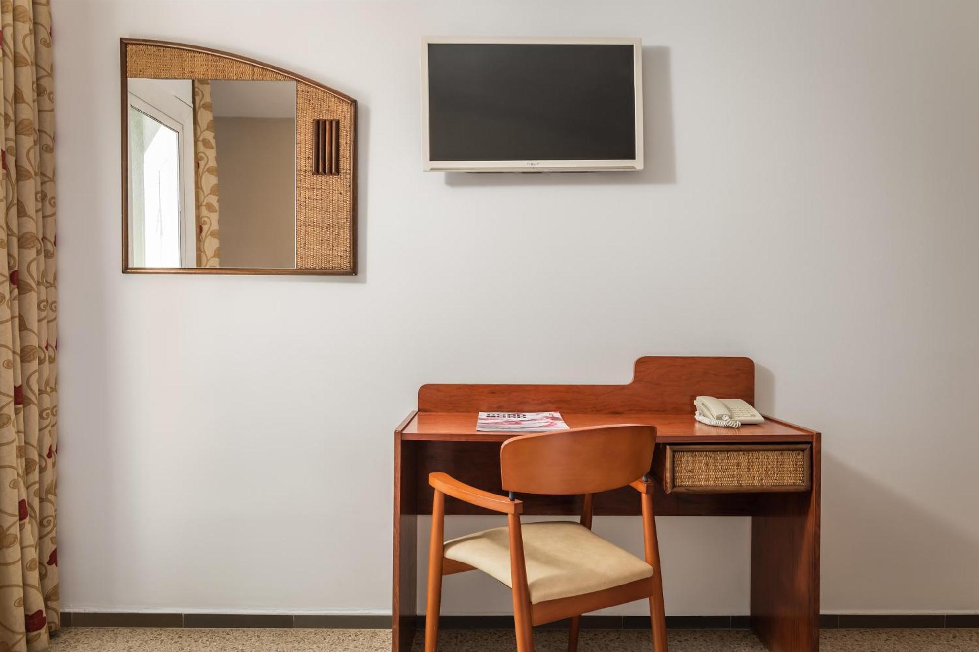 Hotel Cartago Nova By Alegria Malgrat de Mar Εξωτερικό φωτογραφία