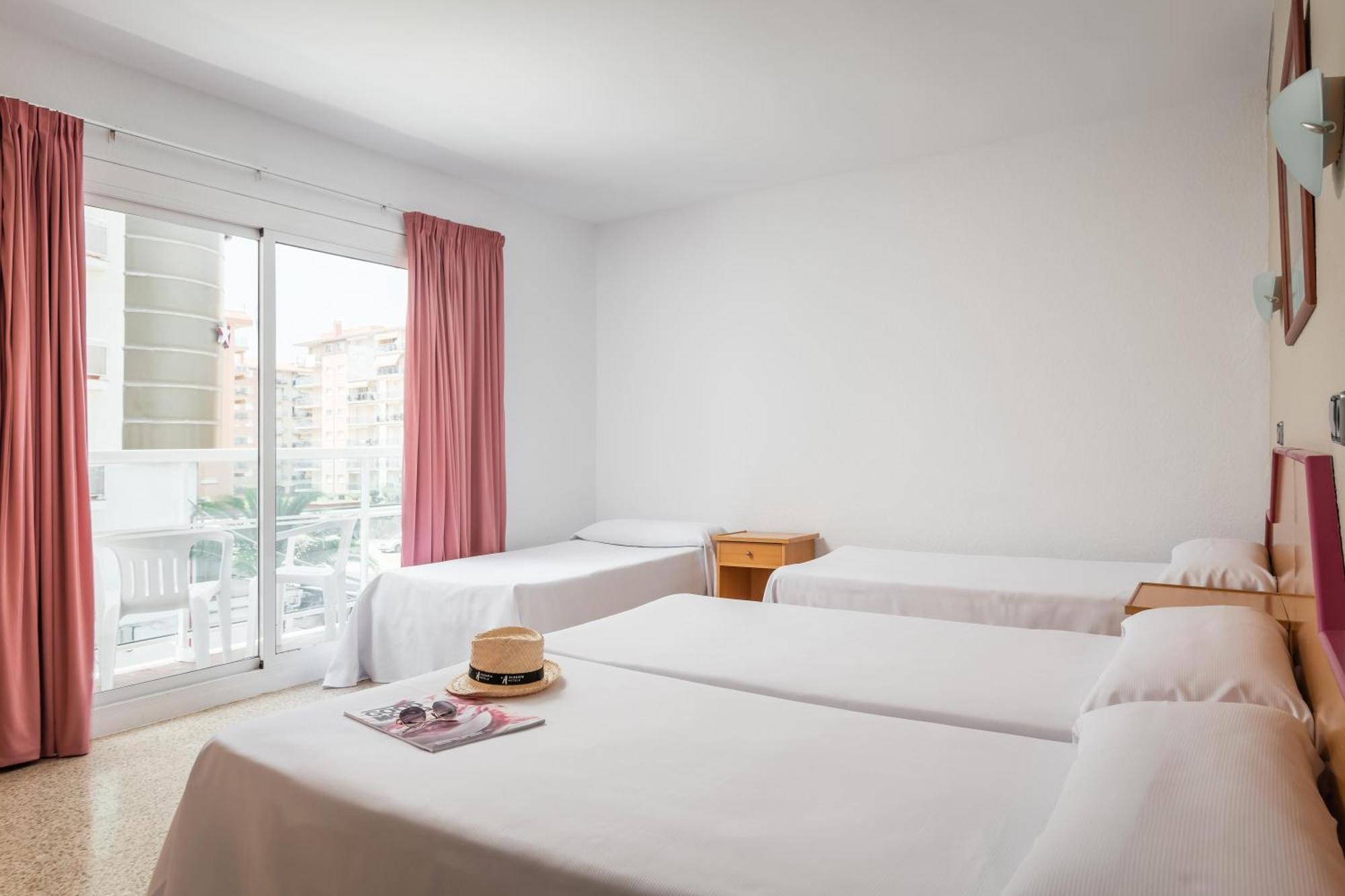 Hotel Cartago Nova By Alegria Malgrat de Mar Εξωτερικό φωτογραφία