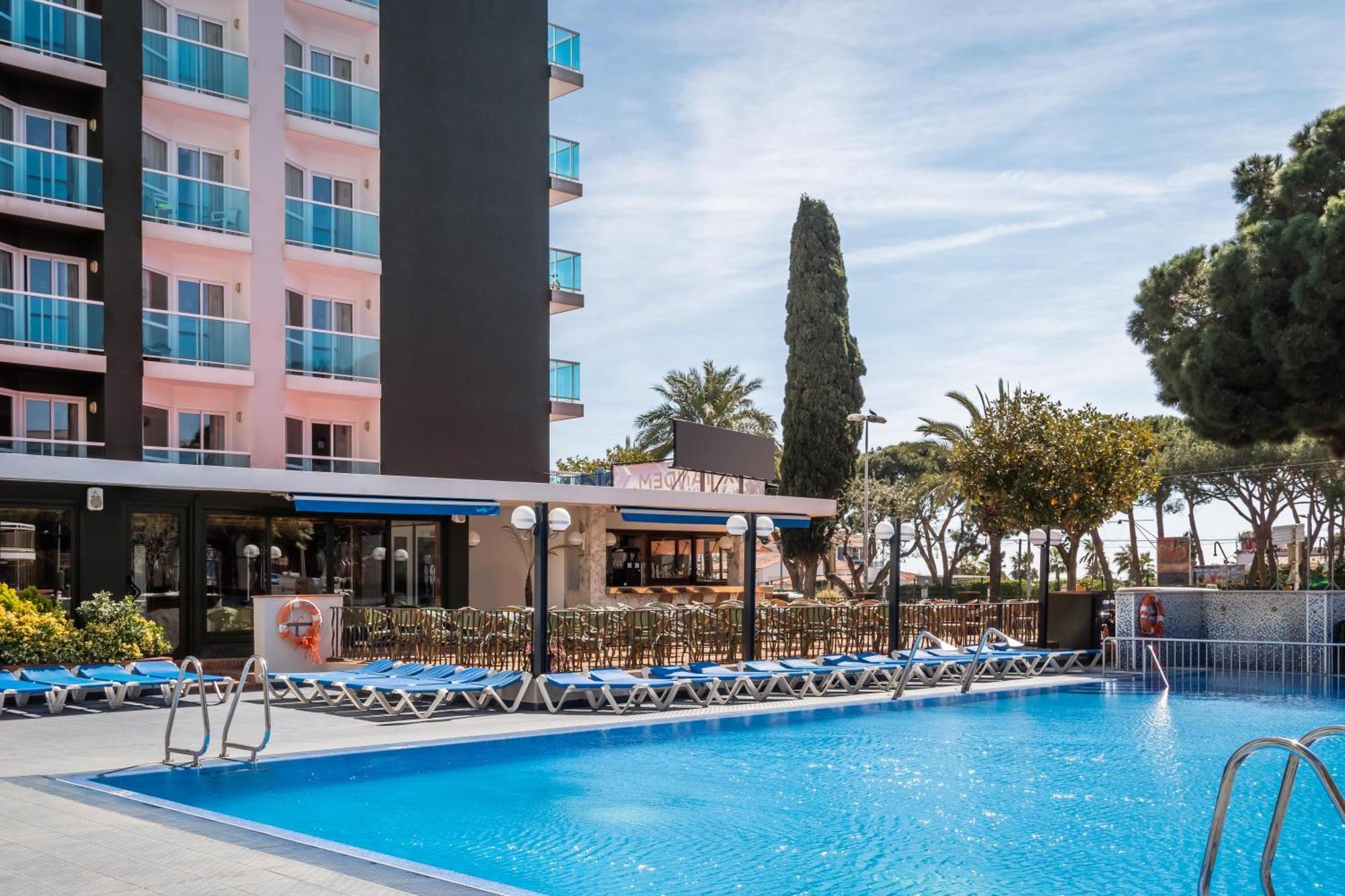 Hotel Cartago Nova By Alegria Malgrat de Mar Εξωτερικό φωτογραφία
