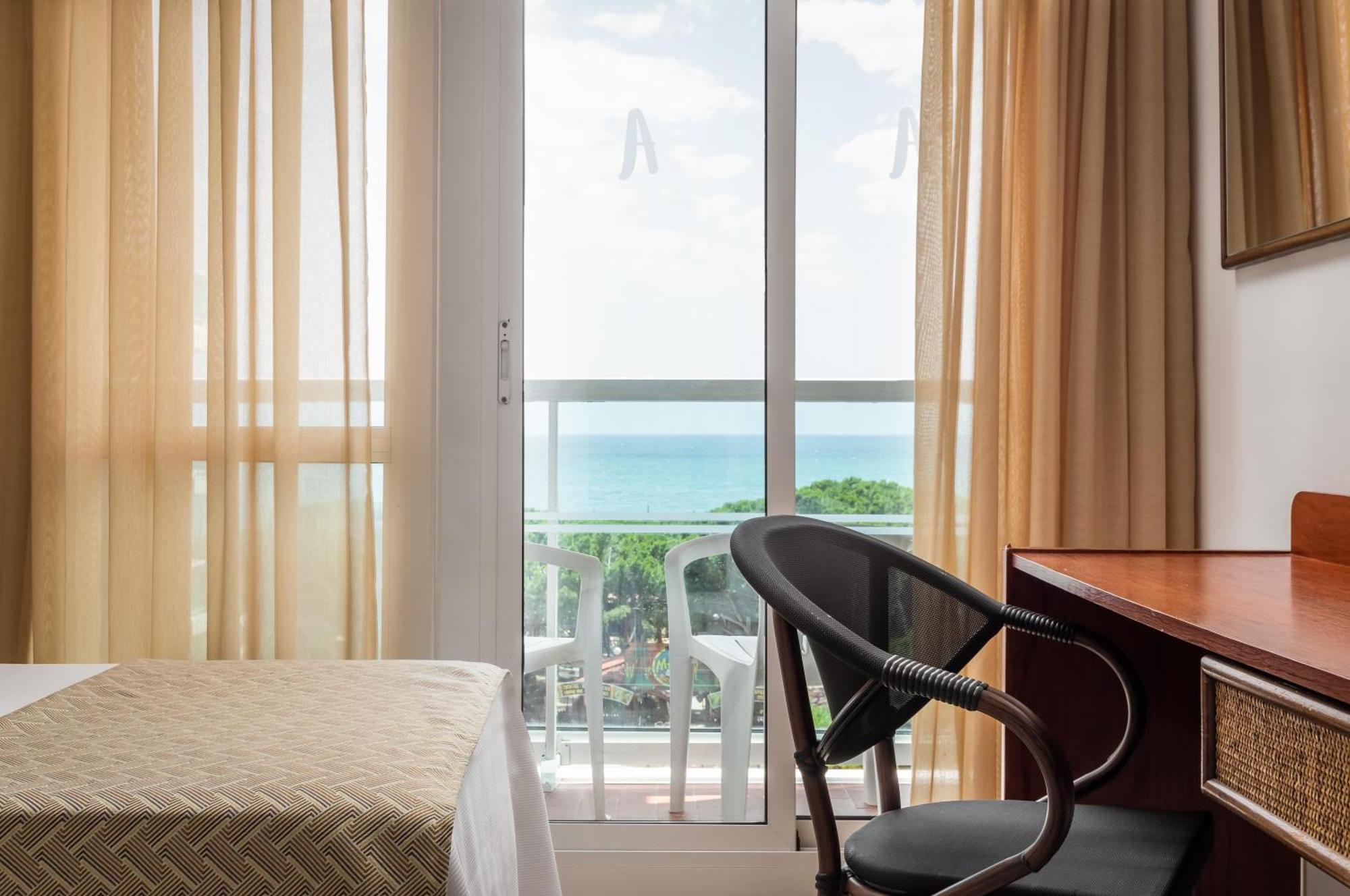 Hotel Cartago Nova By Alegria Malgrat de Mar Εξωτερικό φωτογραφία